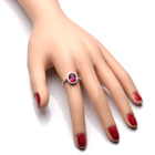 Srebrny Pierścionek z Rubinowym Kamieniem