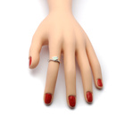 Srebrny Pierścionek Serce z Białym Opalem