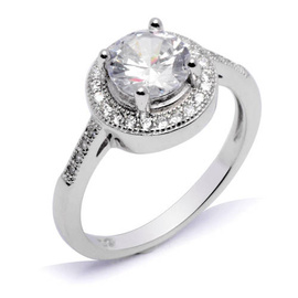 Srebrny Pierścionek z Diamentową Cyrkonią