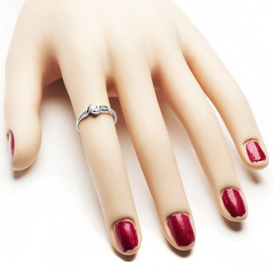 Pierścionek Srebrny z Okrągłą Białą Cyrkonią