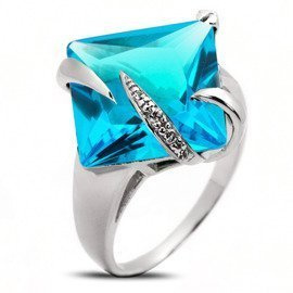 Pierścionek Srebrny z Dużą Błękitną Cyrkonią