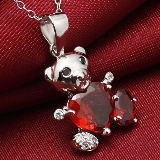 Srebrna Zawieszka Miś z Czerwonym Sercem