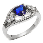 Srebrny Pierścionek z Szafirowym Sercem