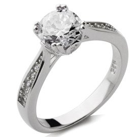 Srebrny Pierścionek z Białą Okrągłą Cyrkonią