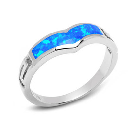 Srebrny Pierścionek z Niebieskim Opalem