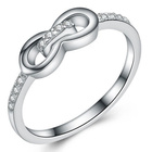 Srebrny Pierścionek Nieskończoność z Cyrkoniami