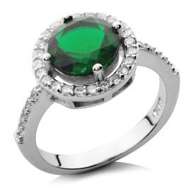 Srebrny Pierścionek z Zielonym Kamieniem