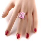 Srebrny Pierścionek z Dużą Czarną Cyrkonią