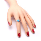 Srebrny Pierścionek z Niebieskim Opalem