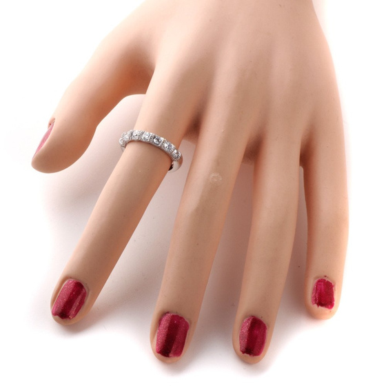 Srebrna Obrączka Wysadzana Cyrkoniami