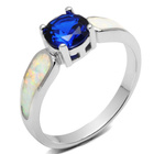 Pierścionek Srebrny z Białym Opalem i Cyrkonią