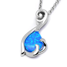 Srebrna Zawieszka z Niebieskim Opalem