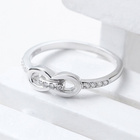 Srebrny Pierścionek Nieskończoność z Cyrkoniami