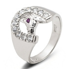 Obrączka Srebrna w Kształcie Konia z Cyrkoniami